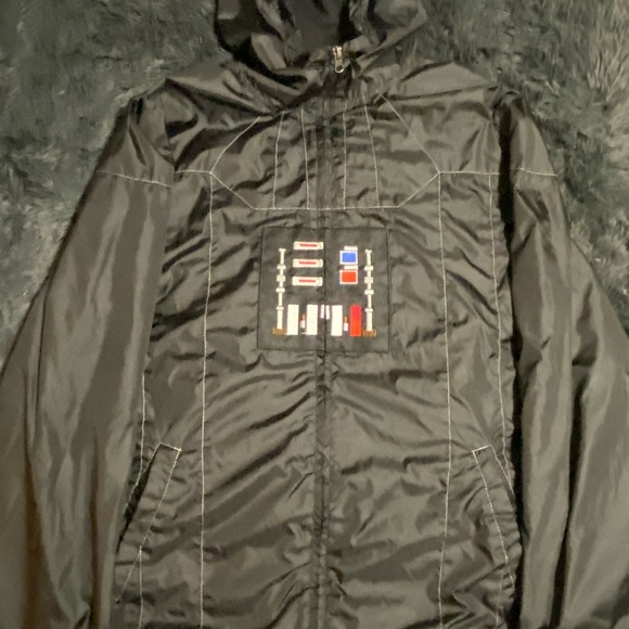 Thinkgeek 2XL Darth Vader Windbreaker - Picture 9 of 9